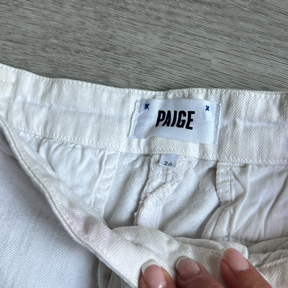PAIGE White denim shorty  Jean shorts size 26 - Picture 4 of 8